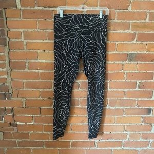 Lululemon Black & White Floral Leggings